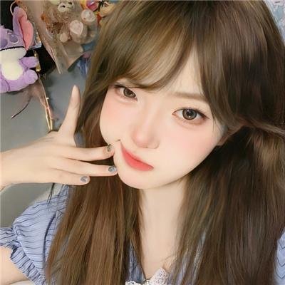 一个女孩和一个男孩
